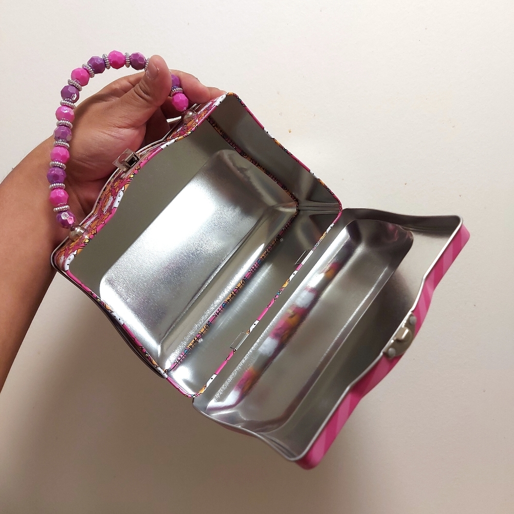 Hello Kitty Halloween CVS Tin Bag NWT - Picture 5 of 5